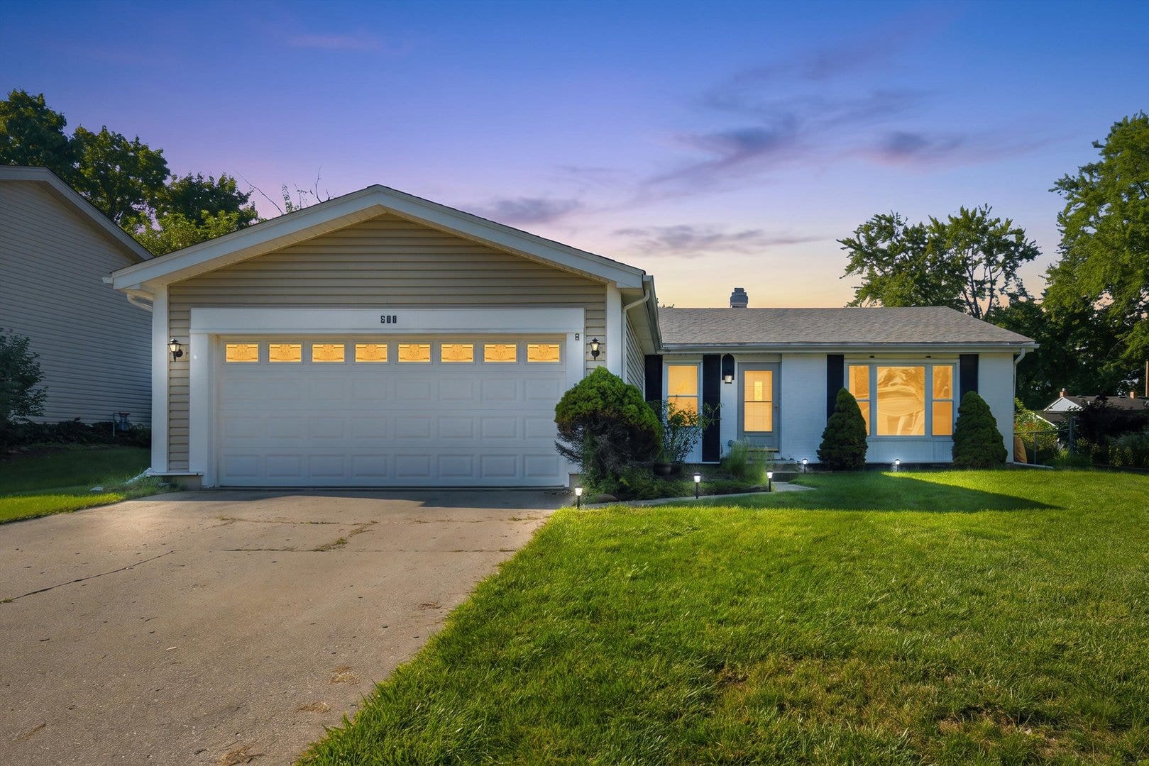 625 W Briarcliff Road, Bolingbrook, IL 60440