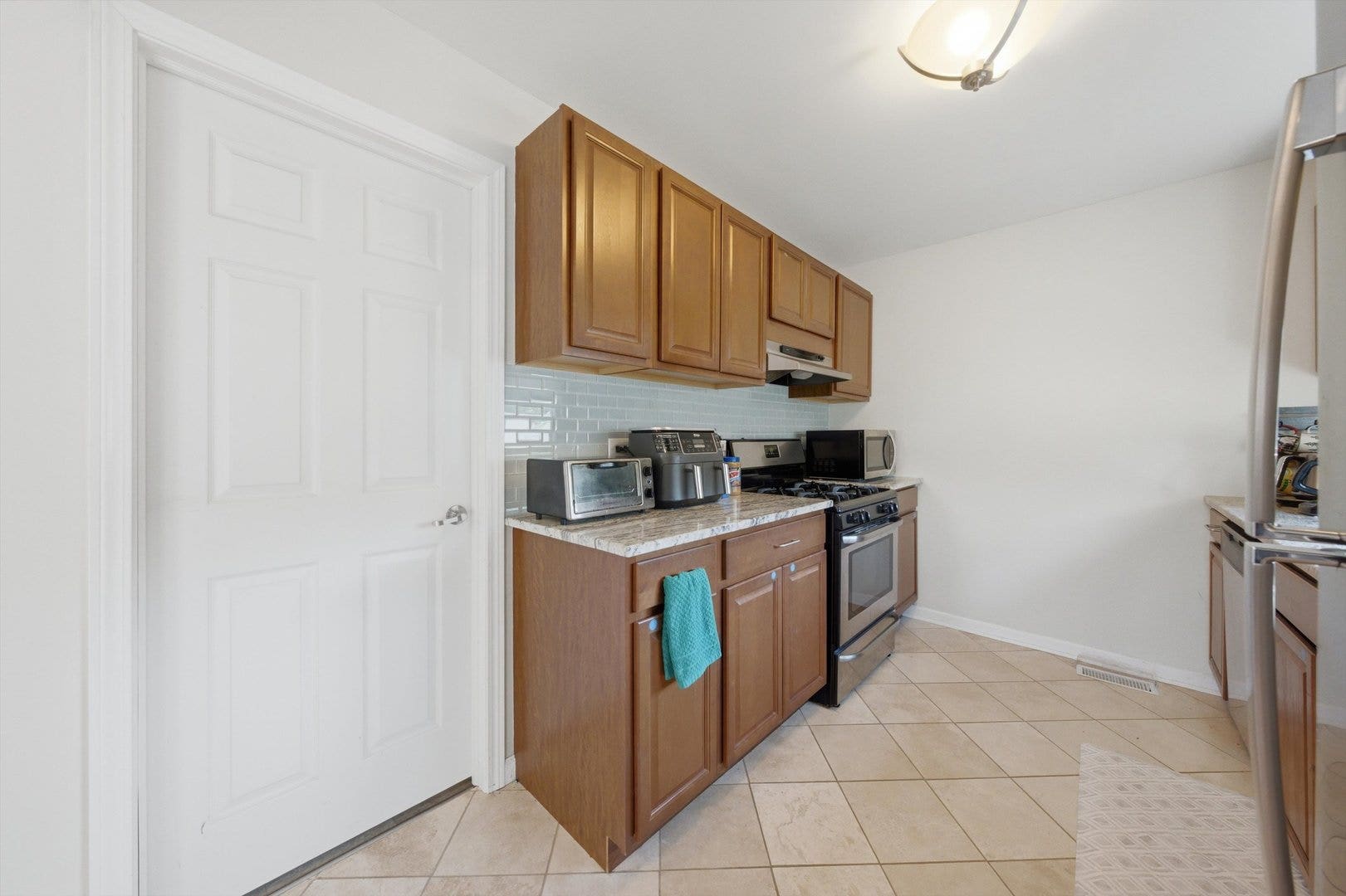 625 W Briarcliff Road, Bolingbrook, IL 60440