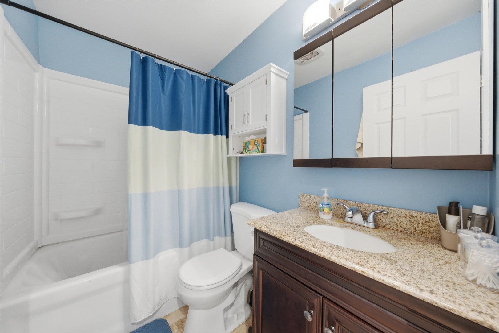625 W Briarcliff Road, Bolingbrook, IL 60440