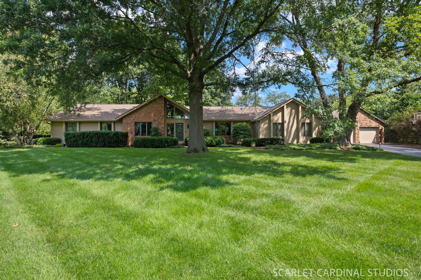 11N091 Johnstown Road, Elgin, IL 60124 11N091 Johnstown Road, Elgin, IL 60124