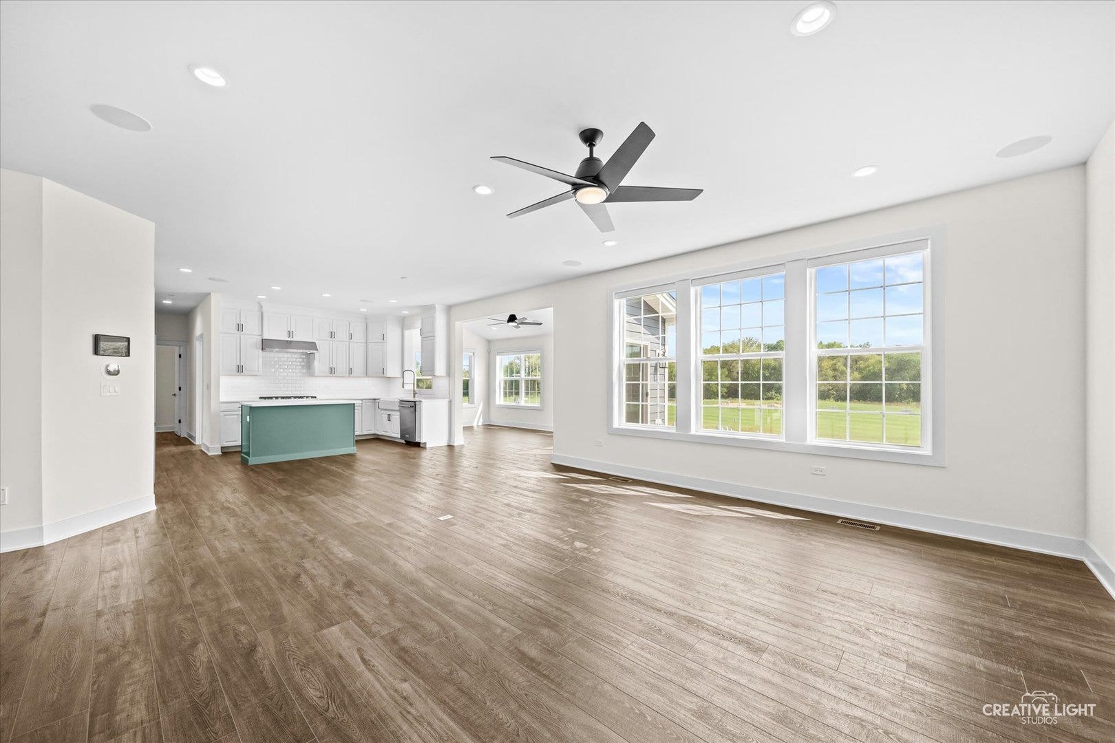 3527 S Riding Ridge, Elgin, IL 60124 3527 S Riding Ridge, Elgin, IL 60124
