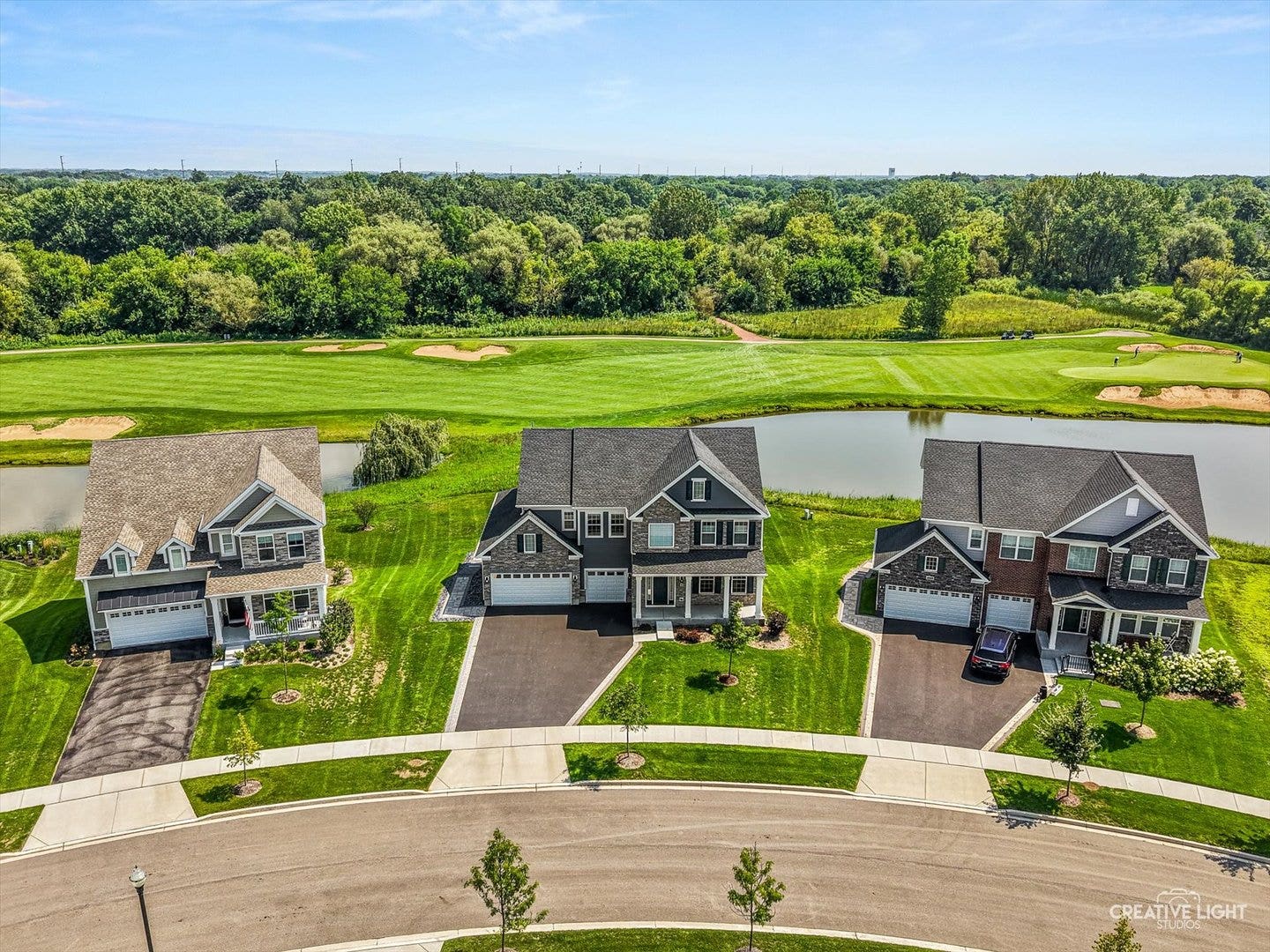 3527 S Riding Ridge, Elgin, IL 60124 3527 S Riding Ridge, Elgin, IL 60124