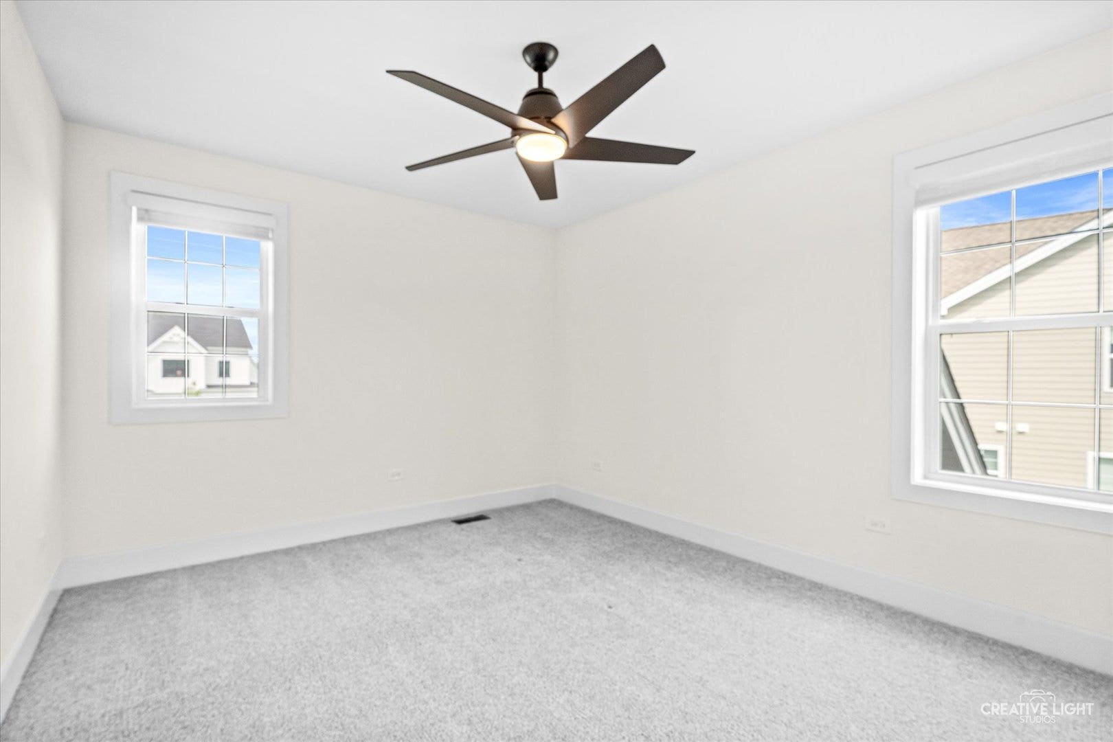 3527 S Riding Ridge, Elgin, IL 60124 3527 S Riding Ridge, Elgin, IL 60124