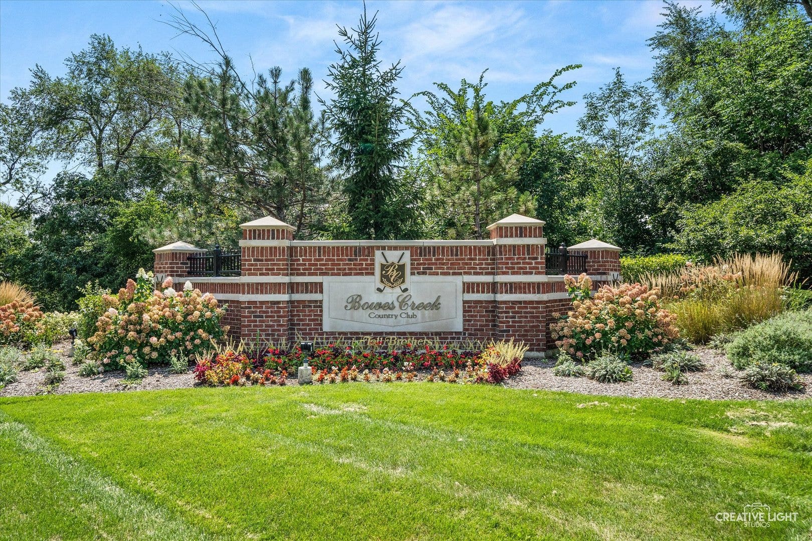 3527 S Riding Ridge, Elgin, IL 60124 3527 S Riding Ridge, Elgin, IL 60124