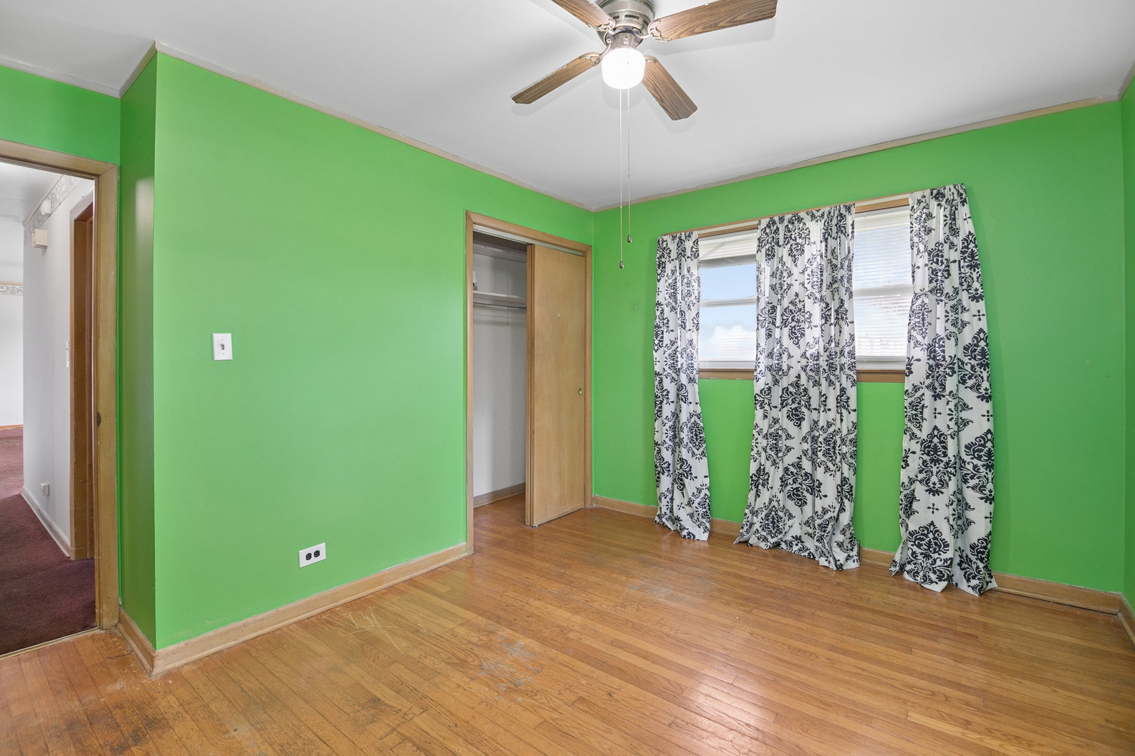 7840 W 76th Street, Bridgeview, IL 60455