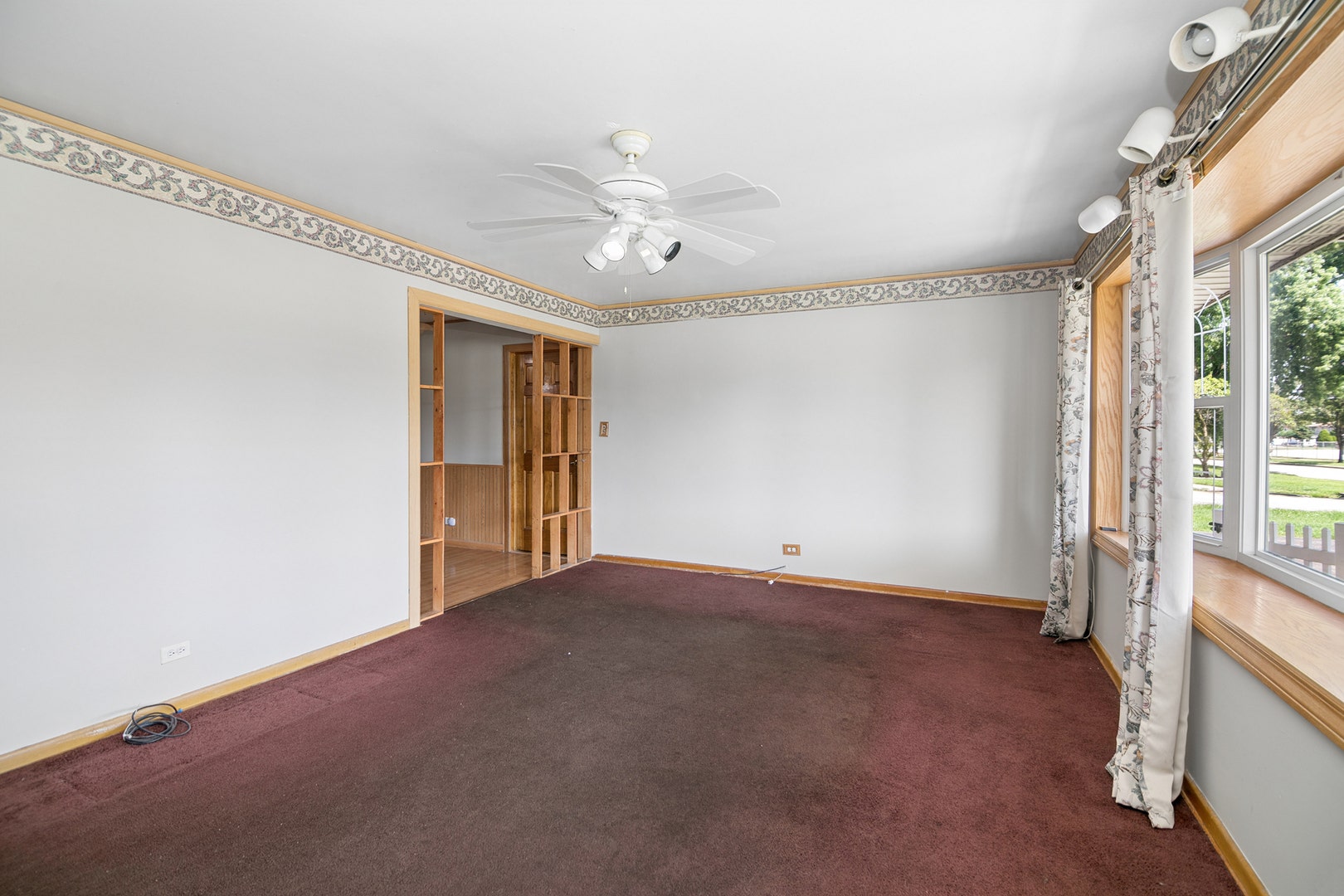 7840 W 76th Street, Bridgeview, IL 60455