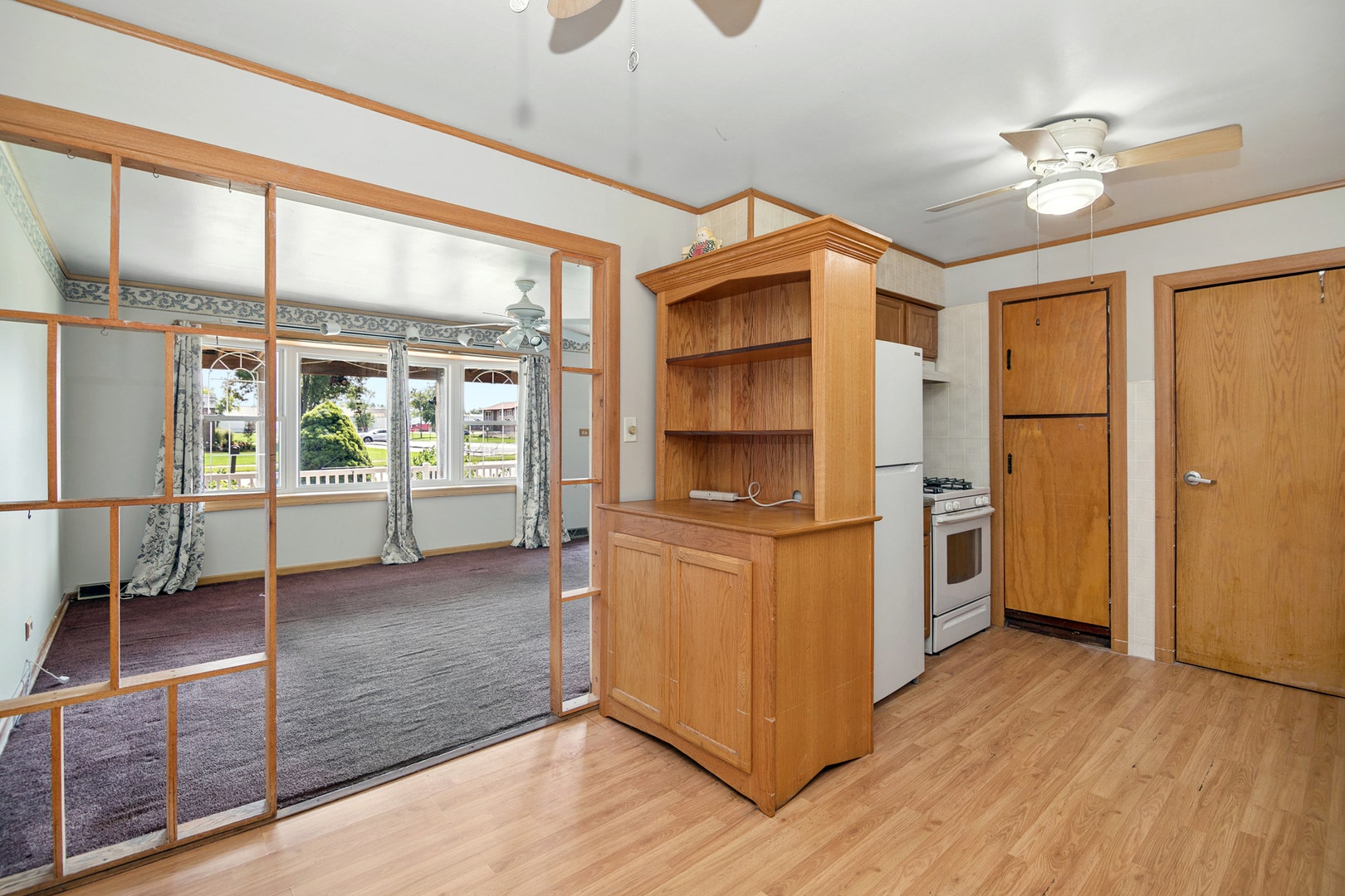 7840 W 76th Street, Bridgeview, IL 60455