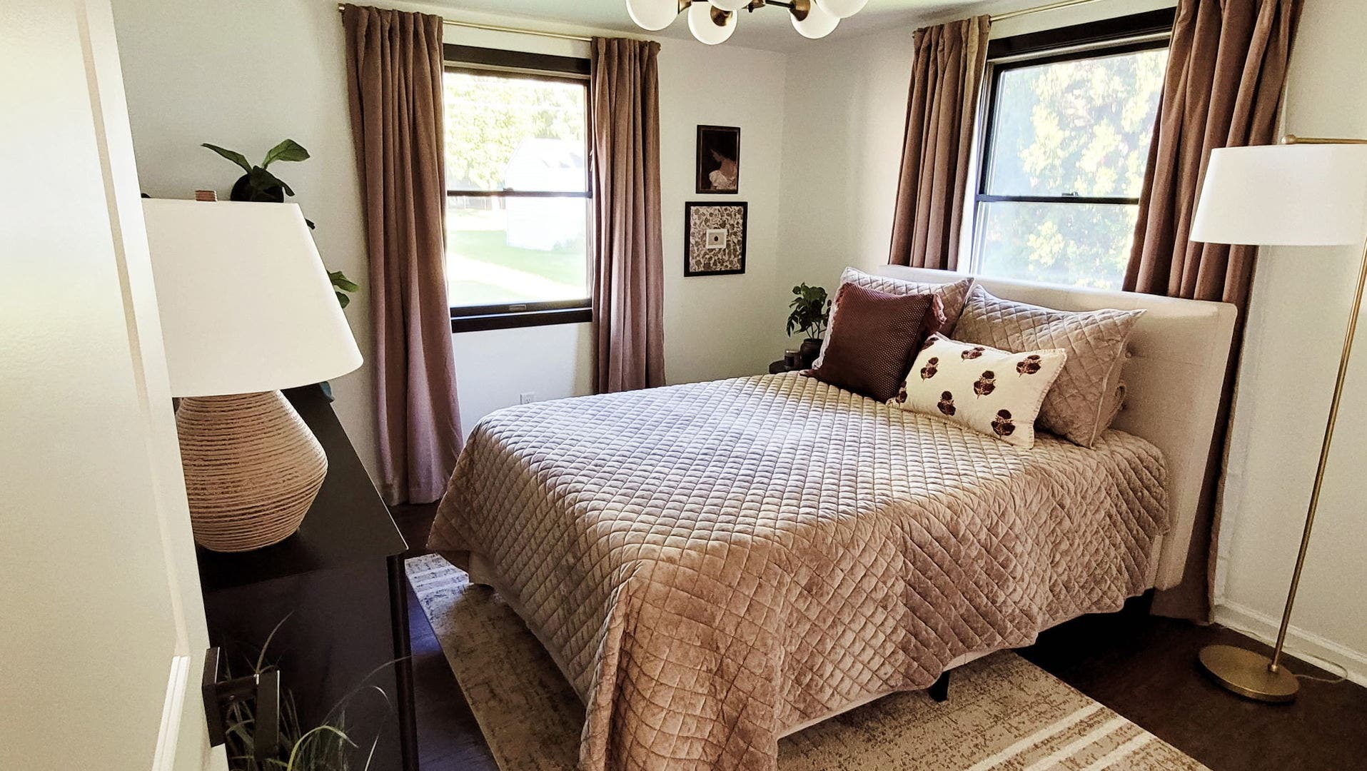 2412 Westline Drive, Joliet, IL 60431 2412 Westline Drive, Joliet, IL 60431