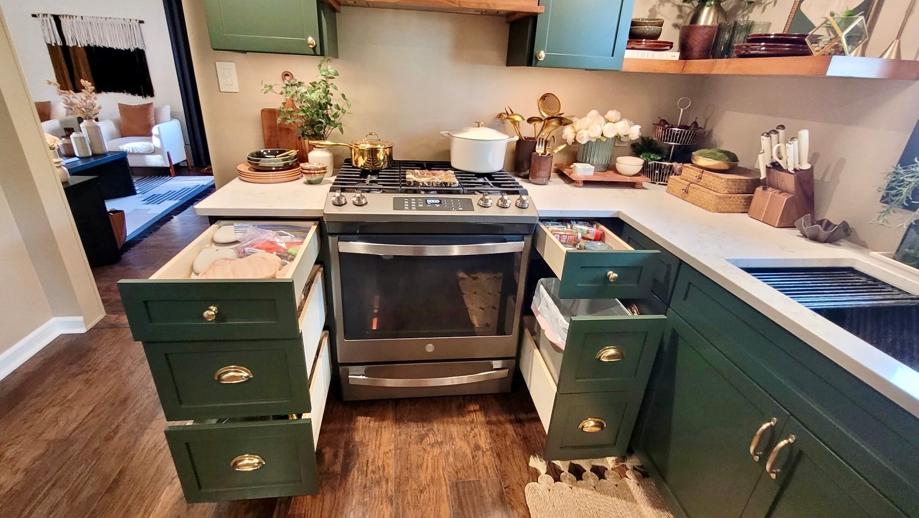 2412 Westline Drive, Joliet, IL 60431 2412 Westline Drive, Joliet, IL 60431