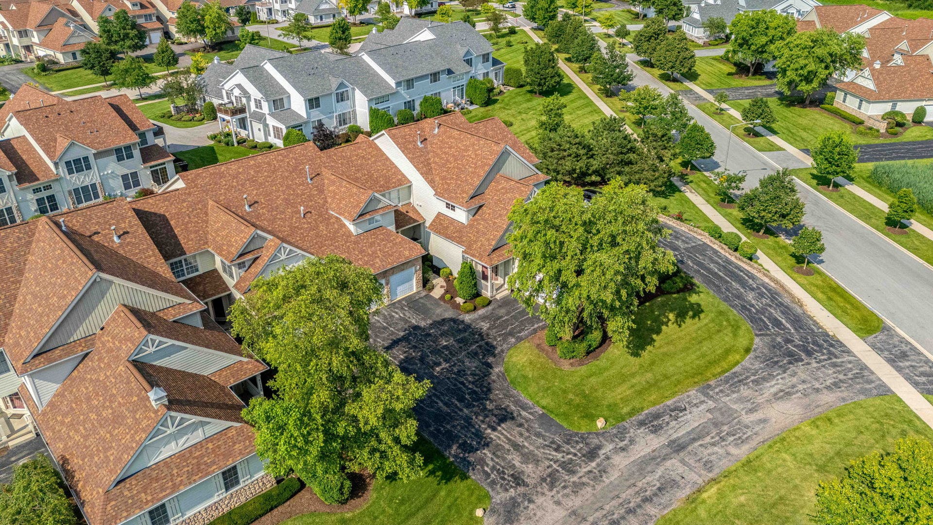 21332 Windy Hill Drive, Frankfort, IL 60423 21332 Windy Hill Drive, Frankfort, IL 60423