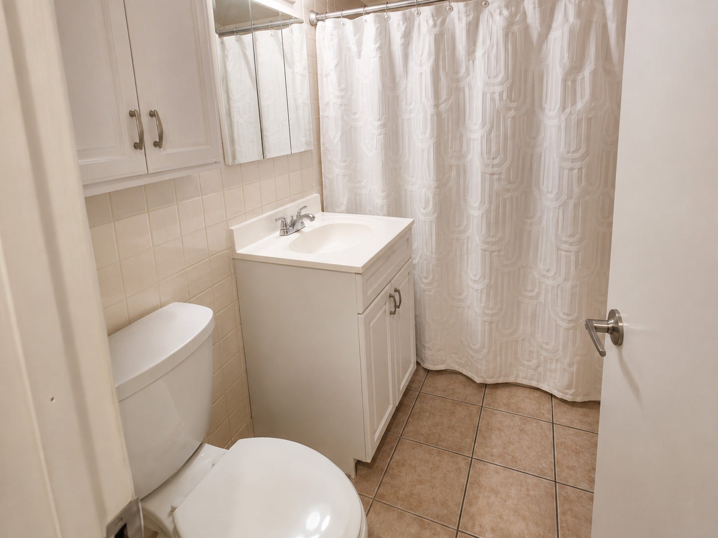 2415 Ogden Avenue, #5, Downers Grove, IL 60515 2415 Ogden Avenue, #5, Downers Grove, IL 60515