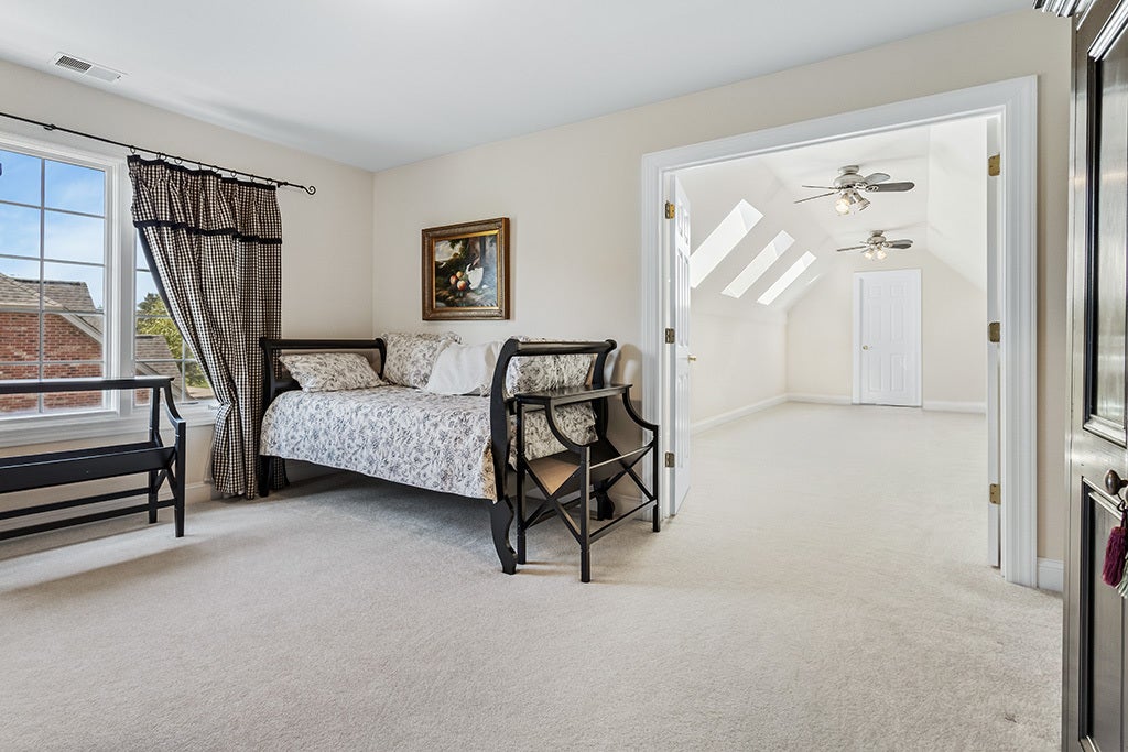 54 Long Cove Drive, Lemont, IL 60439 54 Long Cove Drive, Lemont, IL 60439