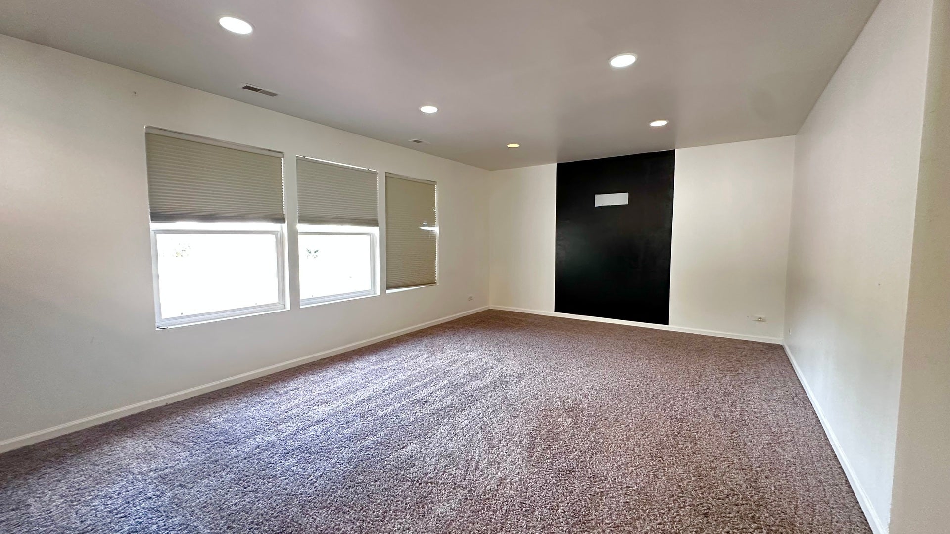 1793 DELTA Drive, Aurora, IL 60503 1793 DELTA Drive, Aurora, IL 60503
