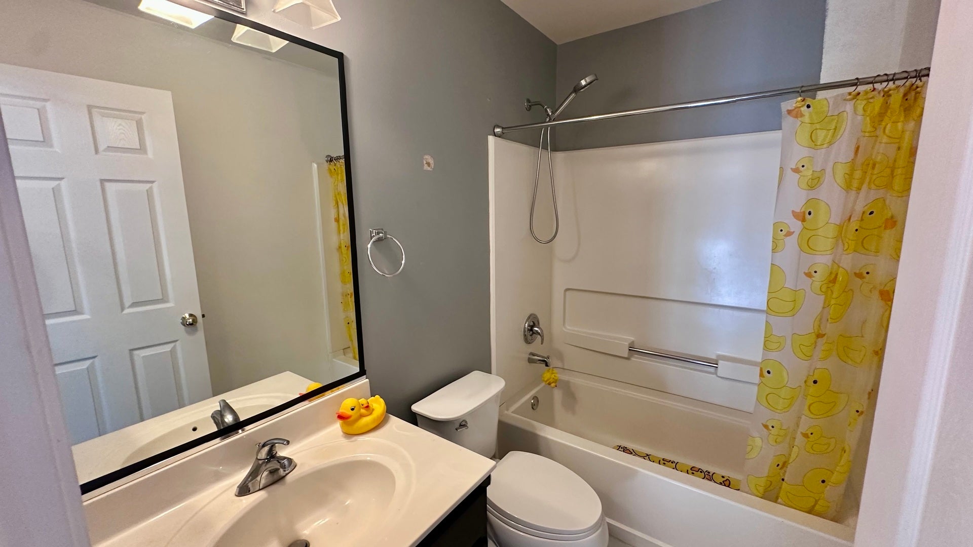 1793 DELTA Drive, Aurora, IL 60503 1793 DELTA Drive, Aurora, IL 60503