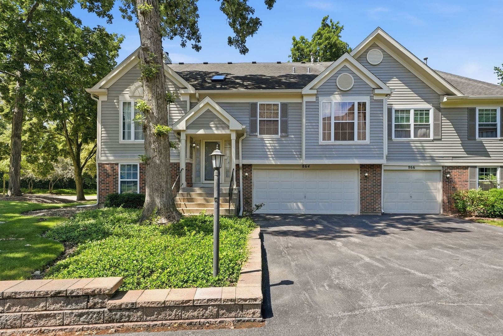 864 N Shady Oaks Drive, #864, Elgin, IL 60120 864 N Shady Oaks Drive, #864, Elgin, IL 60120
