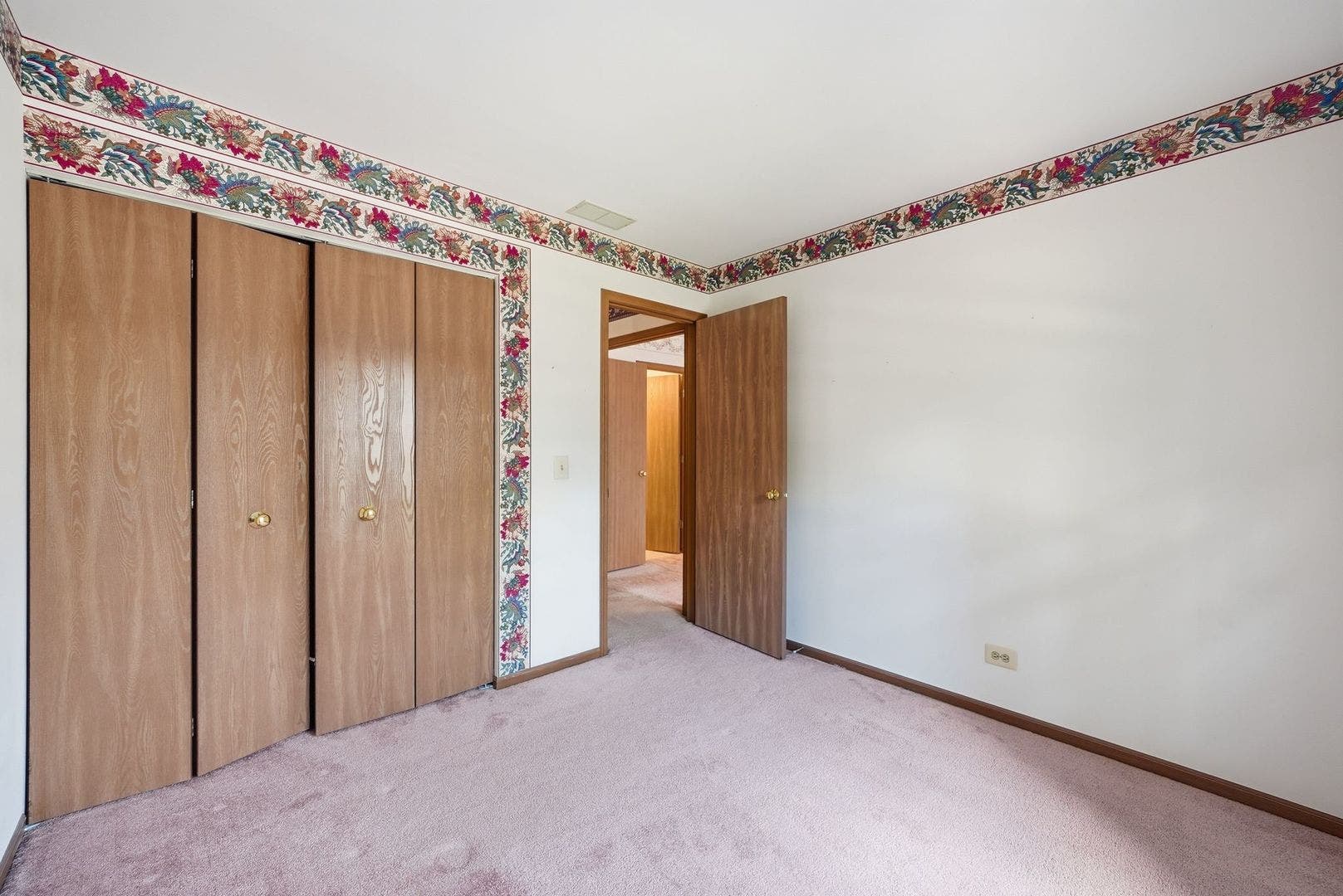 864 N Shady Oaks Drive, #864, Elgin, IL 60120 864 N Shady Oaks Drive, #864, Elgin, IL 60120