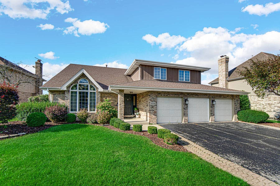 Property photo for 3226 Mallard Drive, Homewood, IL
