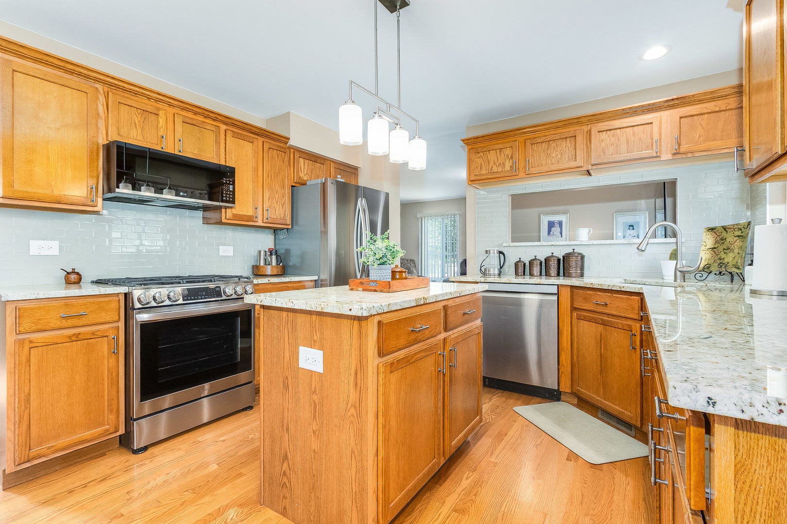 732 BRITA Trail, Minooka, IL 60447 732 BRITA Trail, Minooka, IL 60447