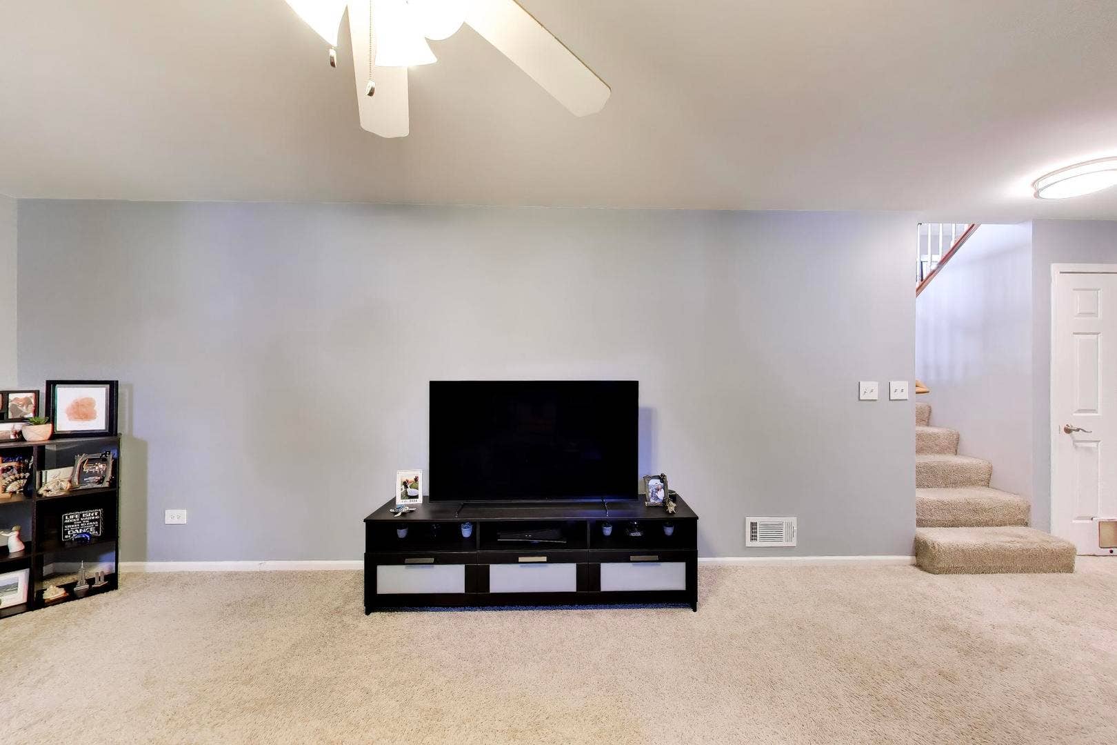 907 Joanne Drive, Minooka, IL 60447 907 Joanne Drive, Minooka, IL 60447