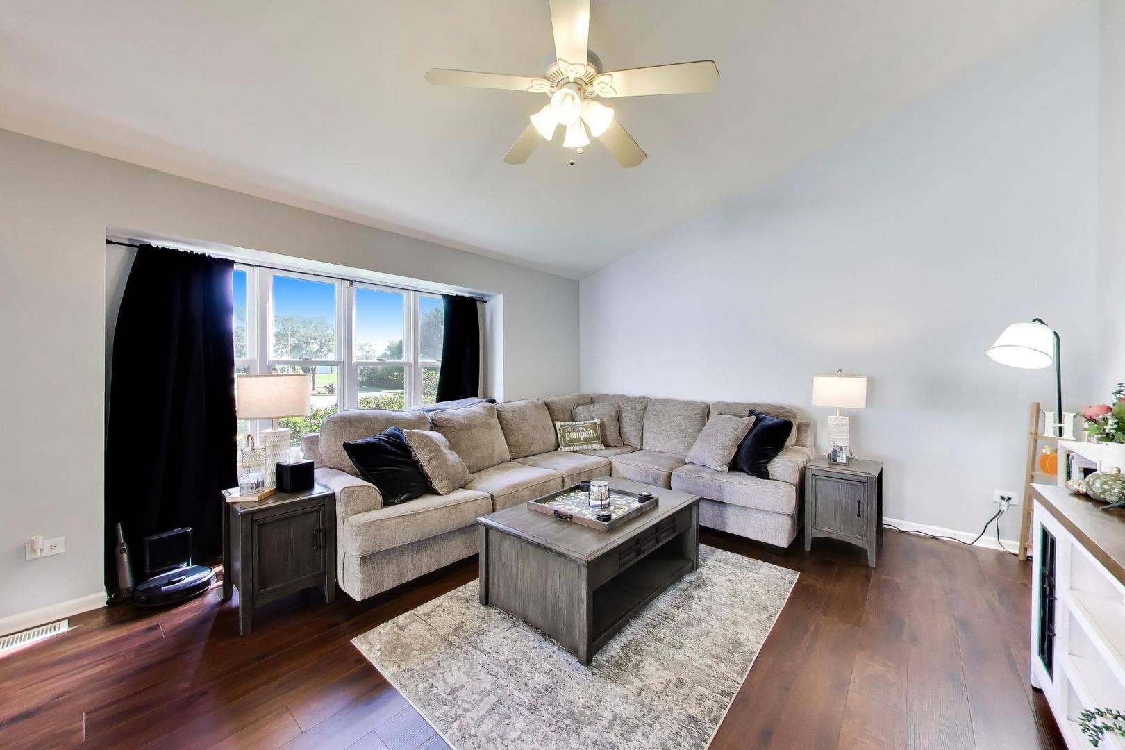907 Joanne Drive, Minooka, IL 60447 907 Joanne Drive, Minooka, IL 60447