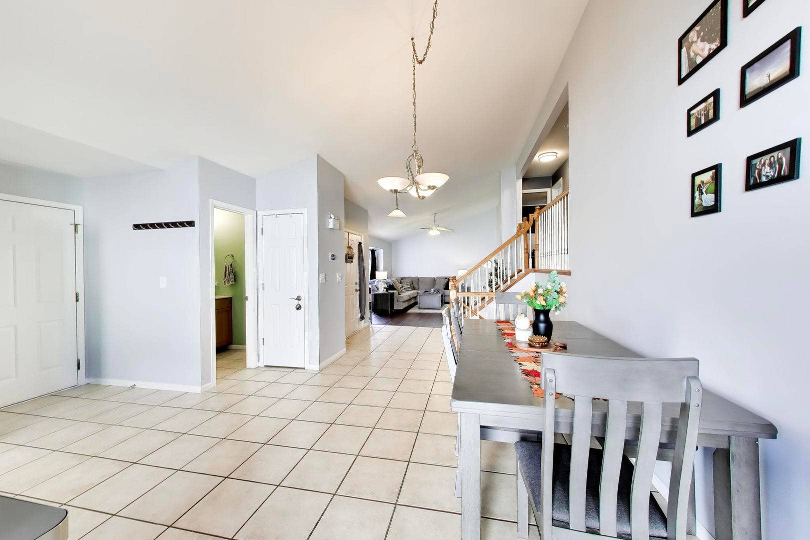 907 Joanne Drive, Minooka, IL 60447 907 Joanne Drive, Minooka, IL 60447