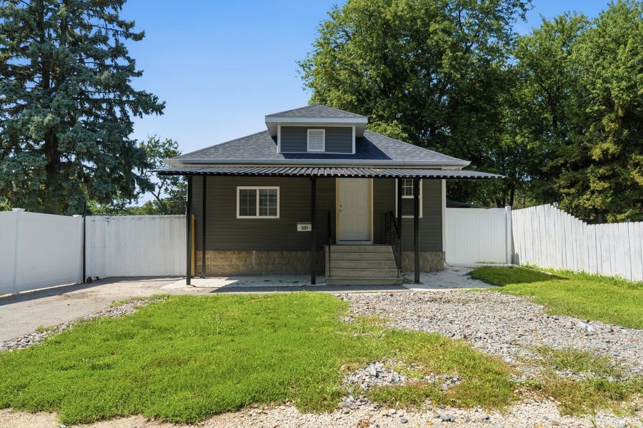Property photo for 531 Algonquin Street, Joliet, IL