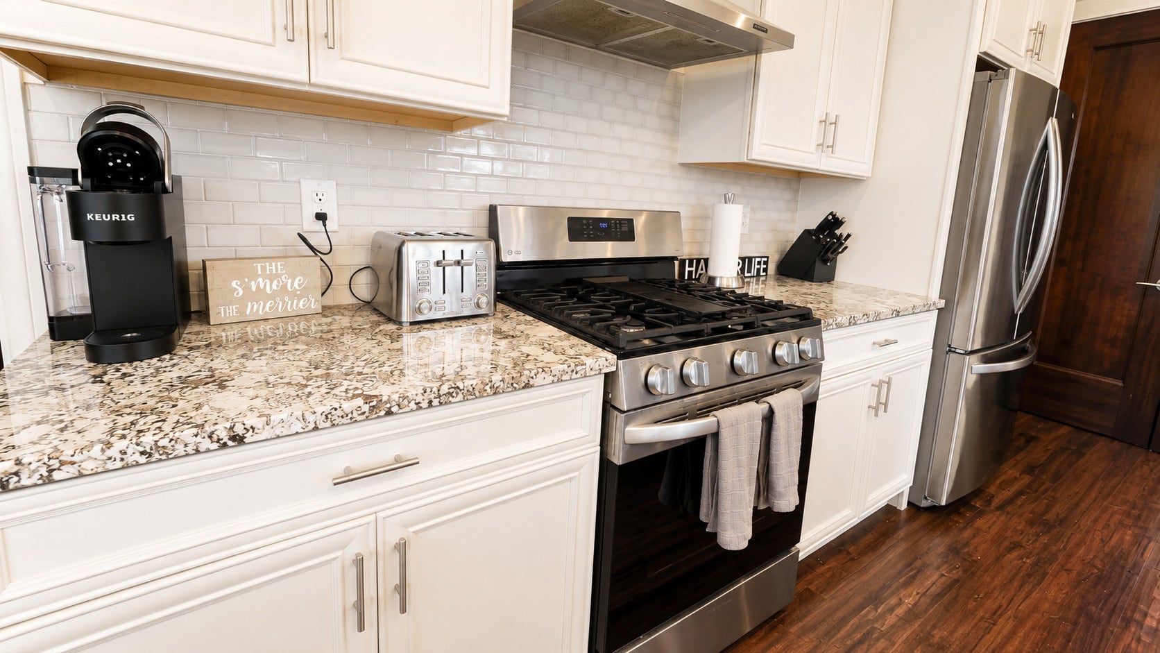 8 Port Place, Ottawa, IL 61350 8 Port Place, Ottawa, IL 61350