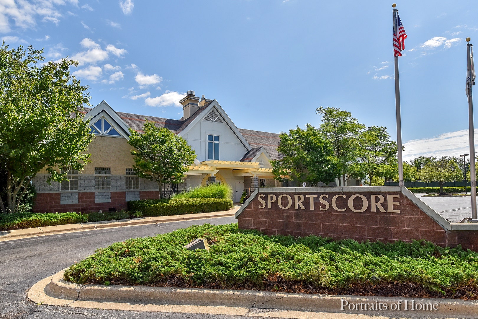 417 Saratoga Drive, Aurora, IL 60502 Front of the Sportscore clubhouse (all Sportscore