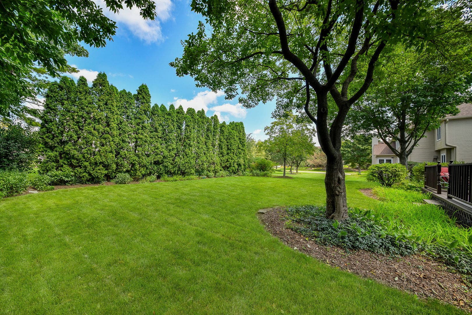 417 Saratoga Drive, Aurora, IL 60502 417 Saratoga Drive, Aurora, IL 60502