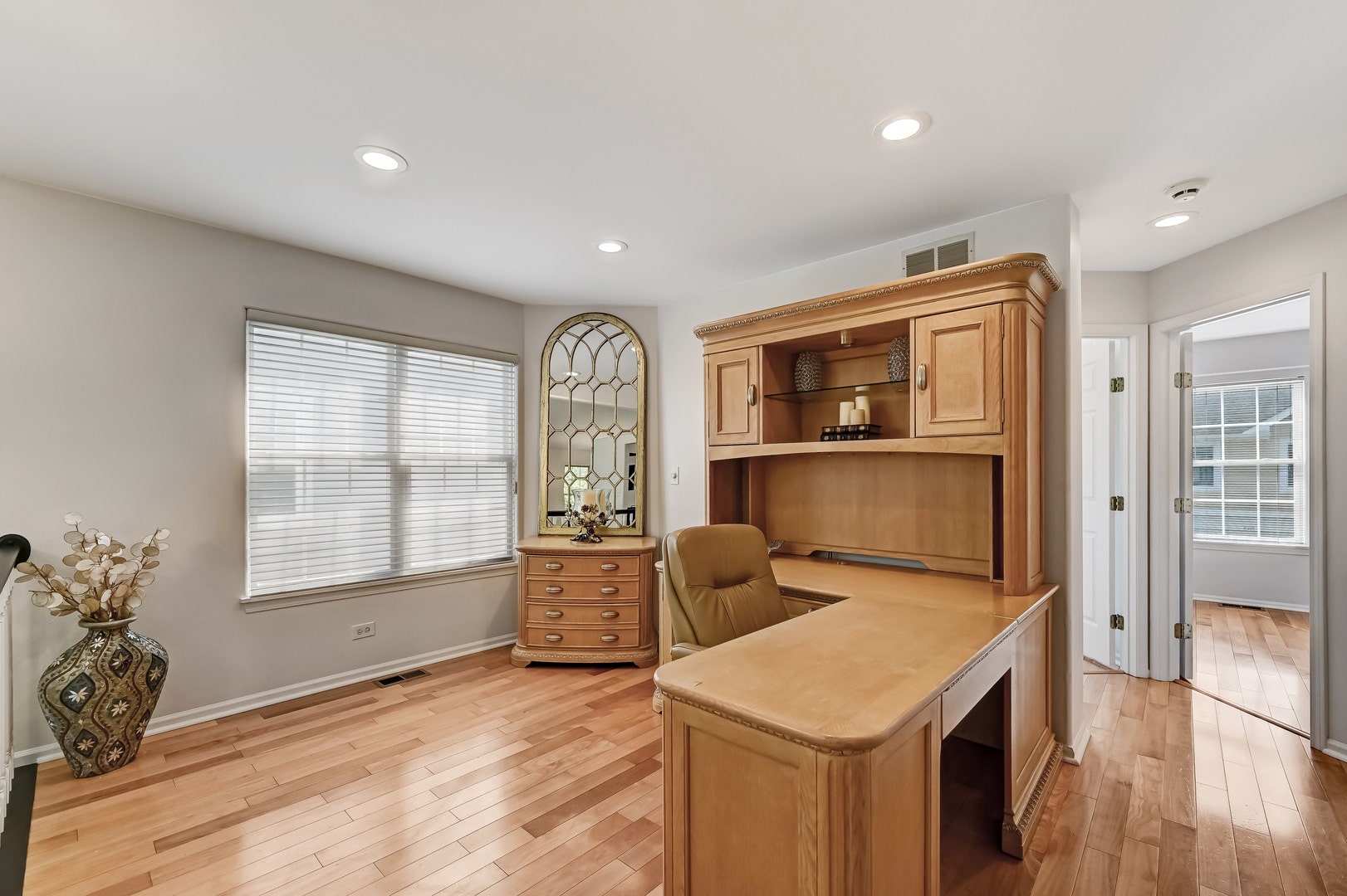 2316 Chasewood Drive, Downers Grove, IL 60515