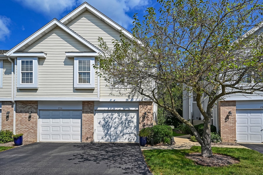 Property photo for 2316 Chasewood Drive, Downers Grove, IL