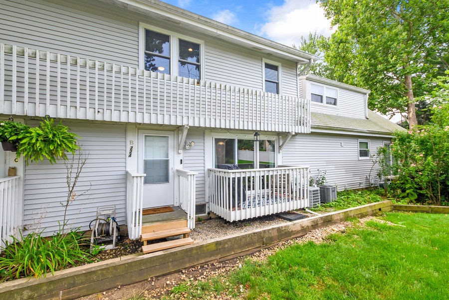 Property photo for 224 Foxhead Court, #B, Bolingbrook, IL
