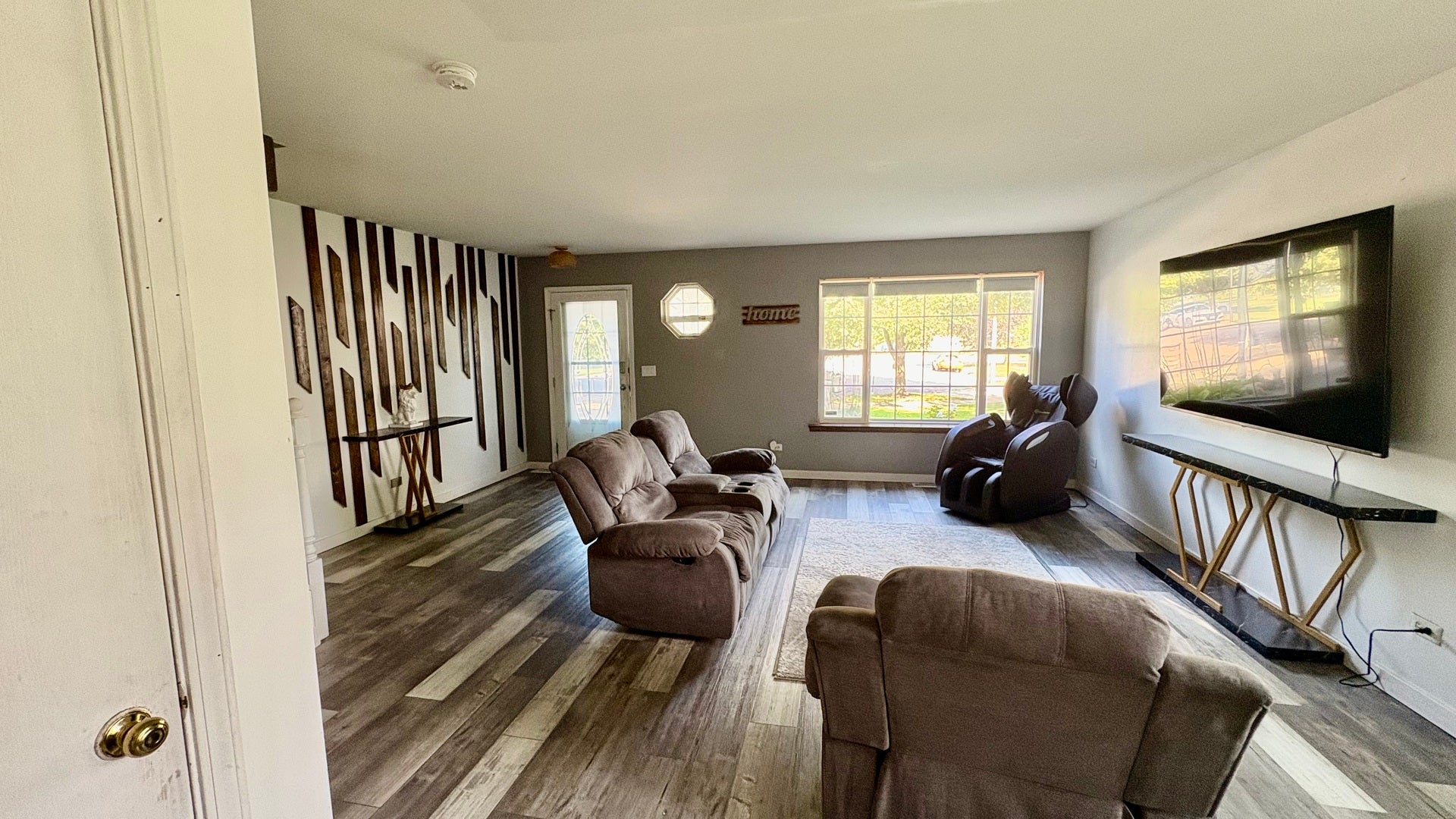 1178 Golden Oaks Parkway, Aurora, IL 60506