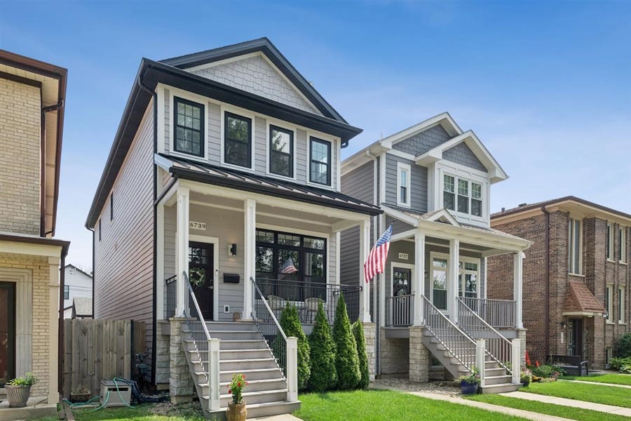 Property photo for 6739 N Oxford Avenue, Chicago, IL