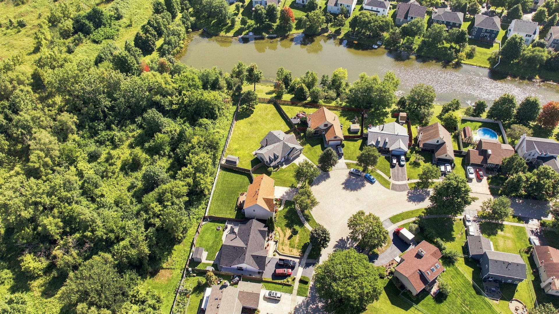 326 Homewood Drive, Bolingbrook, IL 60440 326 Homewood Drive, Bolingbrook, IL 60440