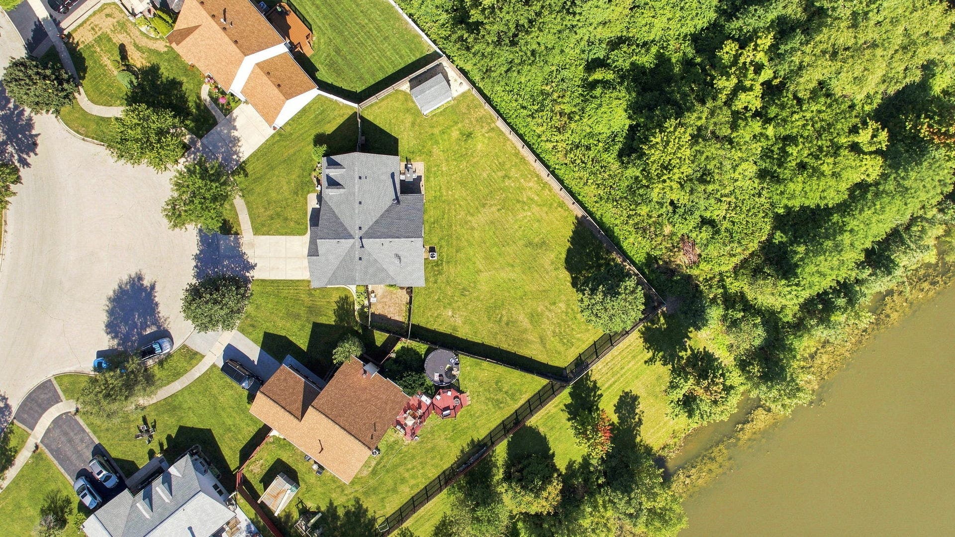 326 Homewood Drive, Bolingbrook, IL 60440 326 Homewood Drive, Bolingbrook, IL 60440