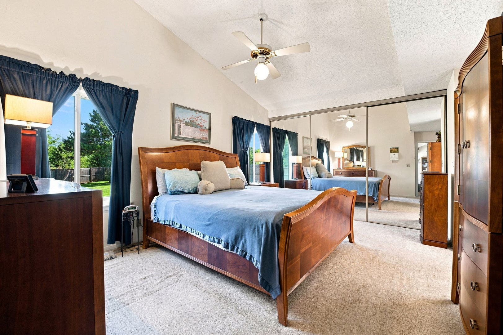 326 Homewood Drive, Bolingbrook, IL 60440 326 Homewood Drive, Bolingbrook, IL 60440