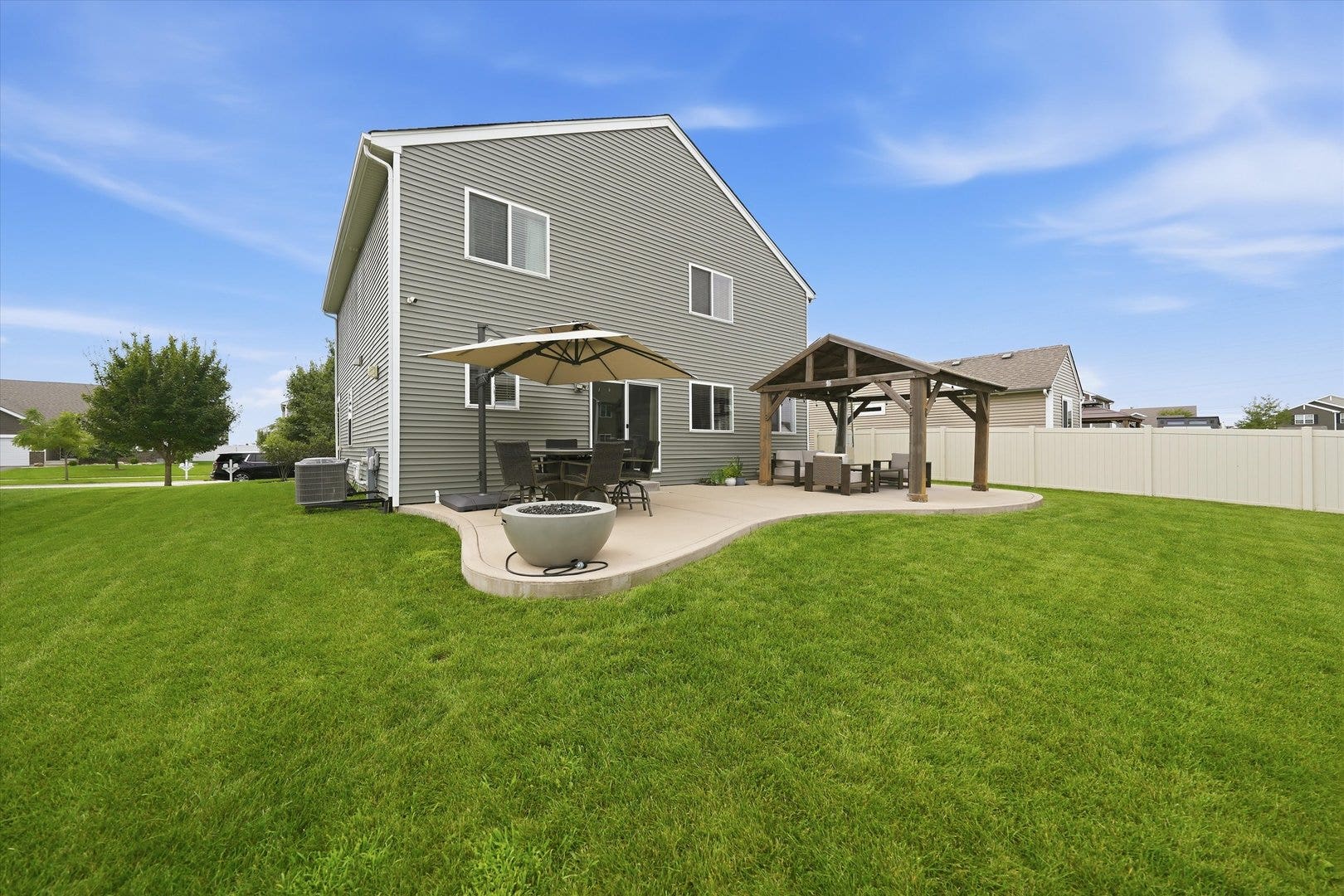 6013 Autumn Oaks Drive, Joliet, IL 60431