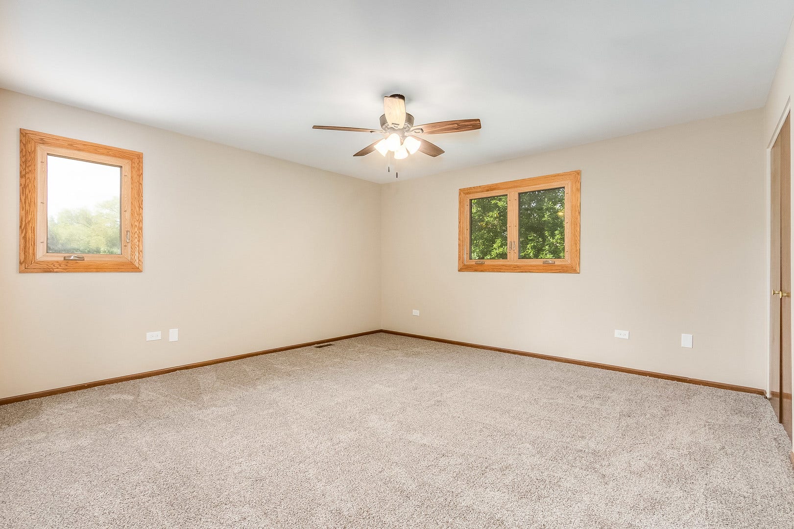 11687 Valley Brook Drive, Orland Park, IL 60467 11687 Valley Brook Drive, Orland Park, IL 60467