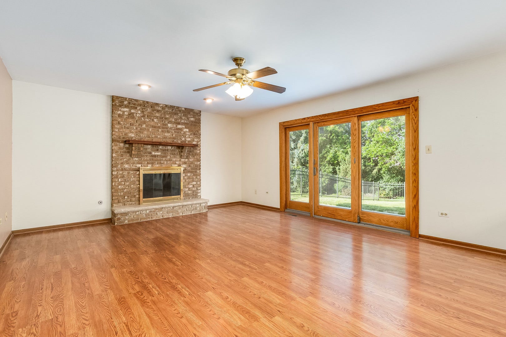 11687 Valley Brook Drive, Orland Park, IL 60467 11687 Valley Brook Drive, Orland Park, IL 60467