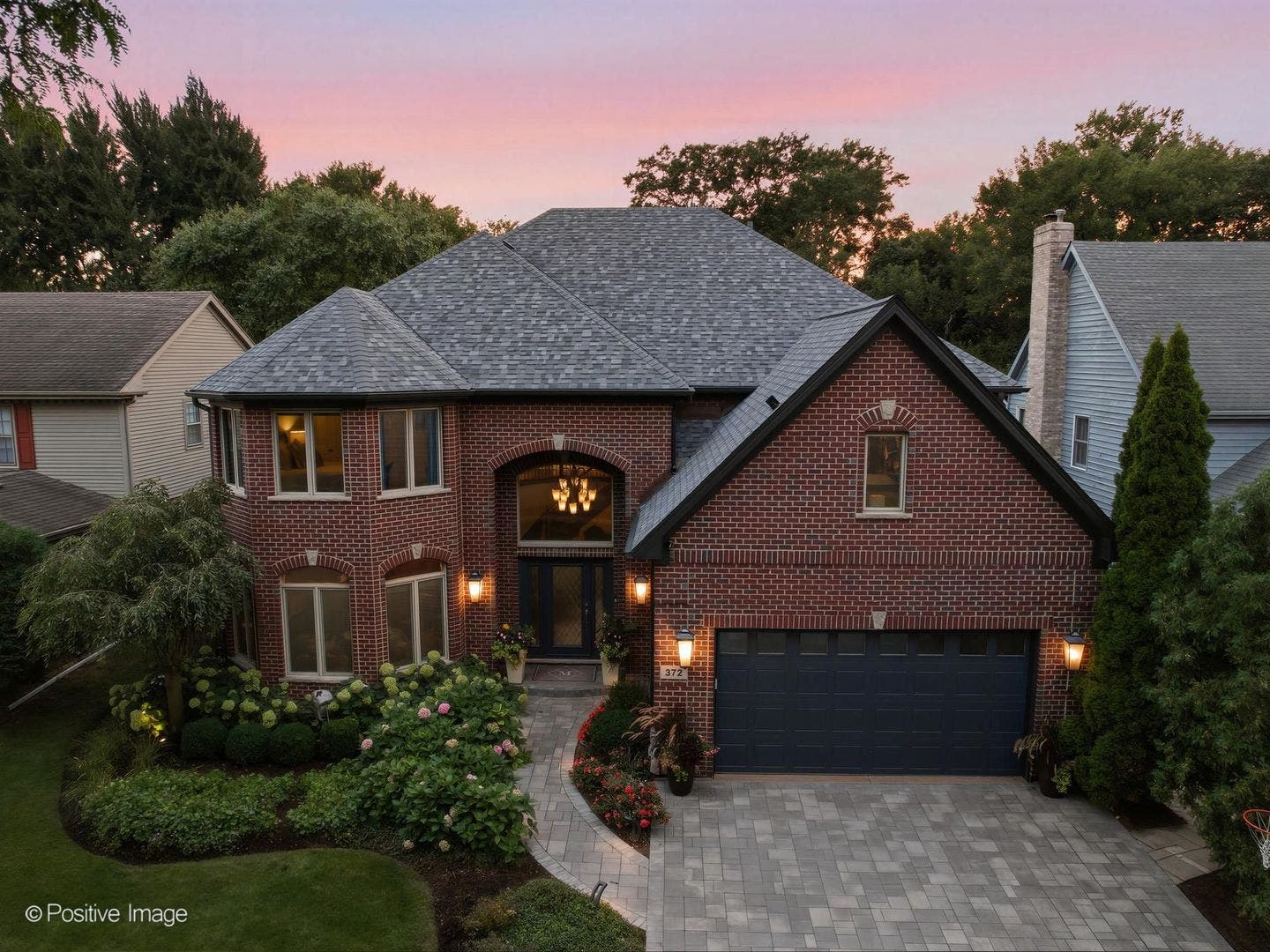 372 S Kenilworth Avenue, Elmhurst, IL 60126 372 S Kenilworth Avenue, Elmhurst, IL 60126