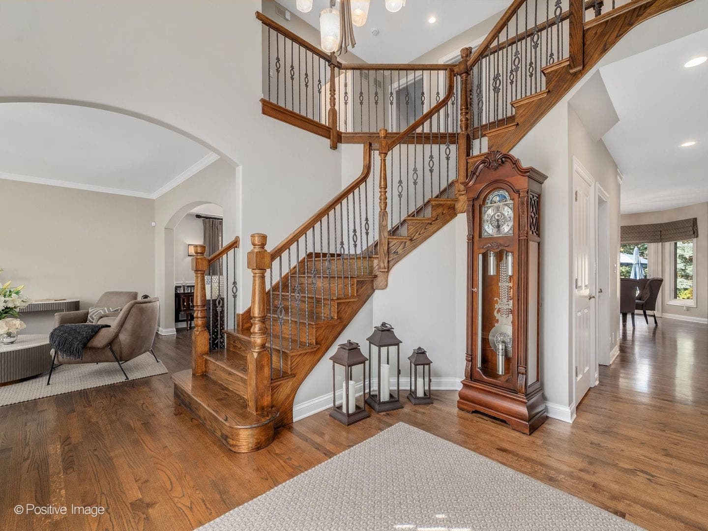 372 S Kenilworth Avenue, Elmhurst, IL 60126 372 S Kenilworth Avenue, Elmhurst, IL 60126