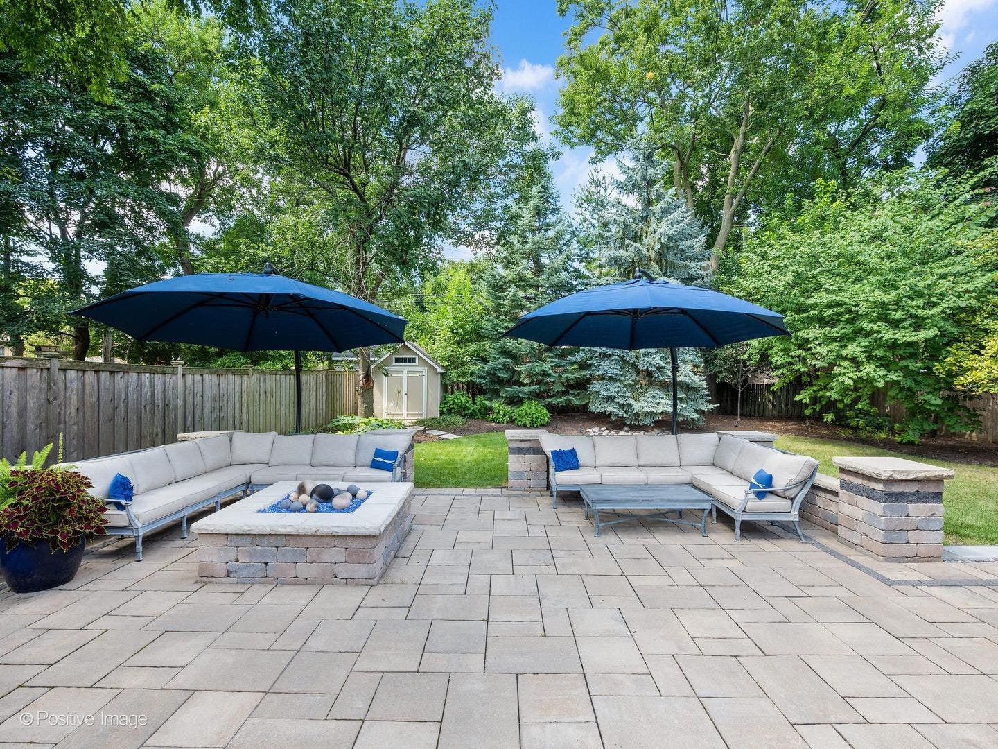 372 S Kenilworth Avenue, Elmhurst, IL 60126 372 S Kenilworth Avenue, Elmhurst, IL 60126