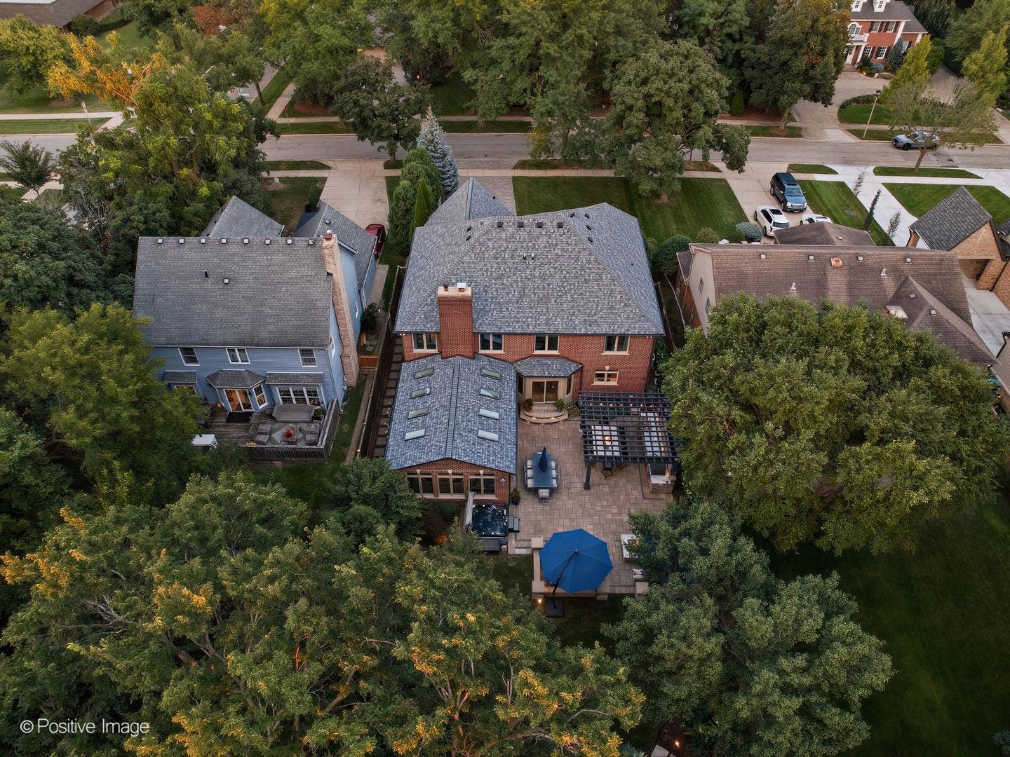 372 S Kenilworth Avenue, Elmhurst, IL 60126 372 S Kenilworth Avenue, Elmhurst, IL 60126