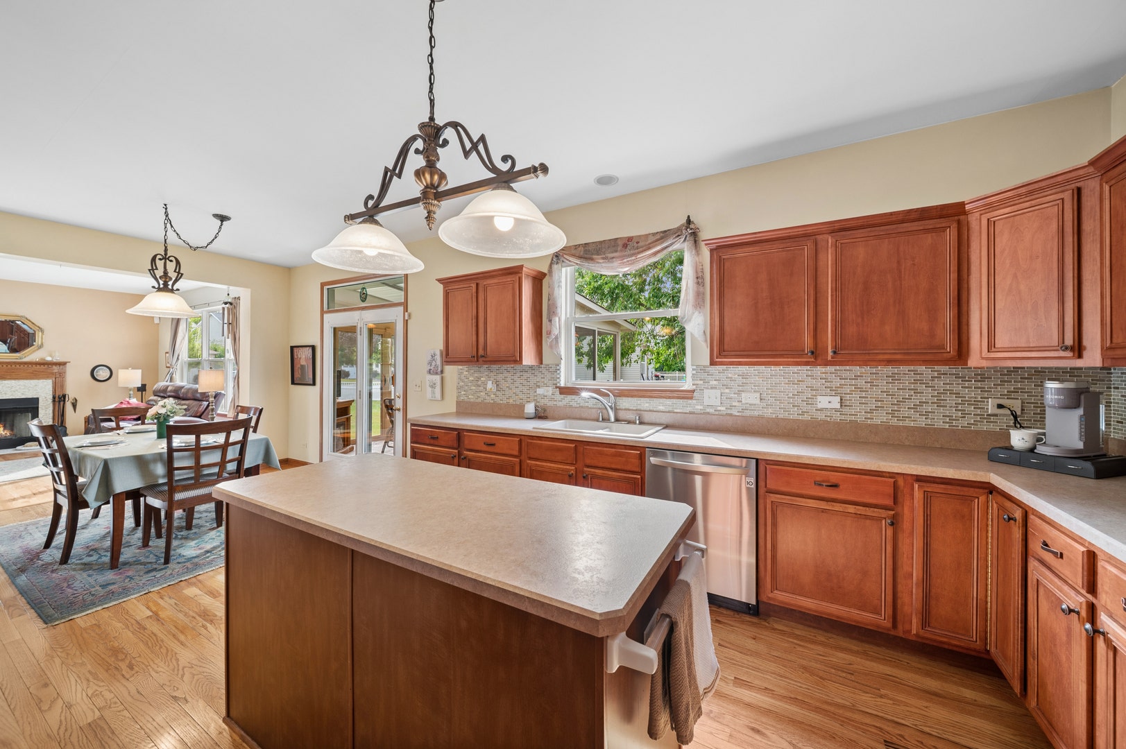 1943 Flagstone Lane, Aurora, IL 60502 1943 Flagstone Lane, Aurora, IL 60502