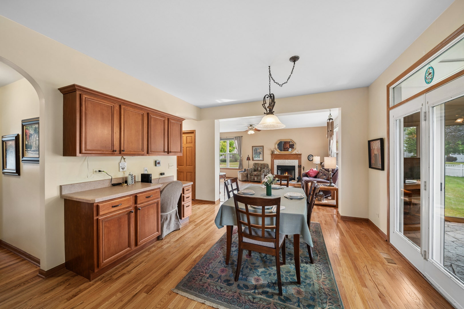 1943 Flagstone Lane, Aurora, IL 60502 1943 Flagstone Lane, Aurora, IL 60502