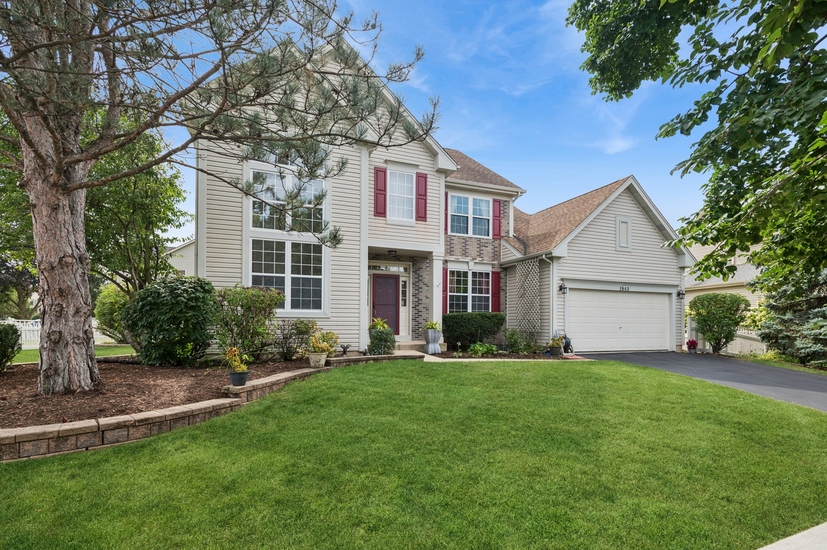 1943 Flagstone Lane, Aurora, IL 60502 1943 Flagstone Lane, Aurora, IL 60502