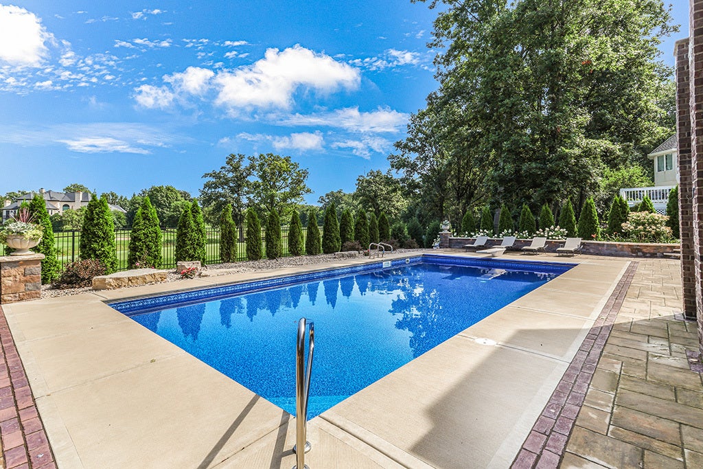 14151 131st Street, Lemont, IL 60439 14151 131st Street, Lemont, IL 60439