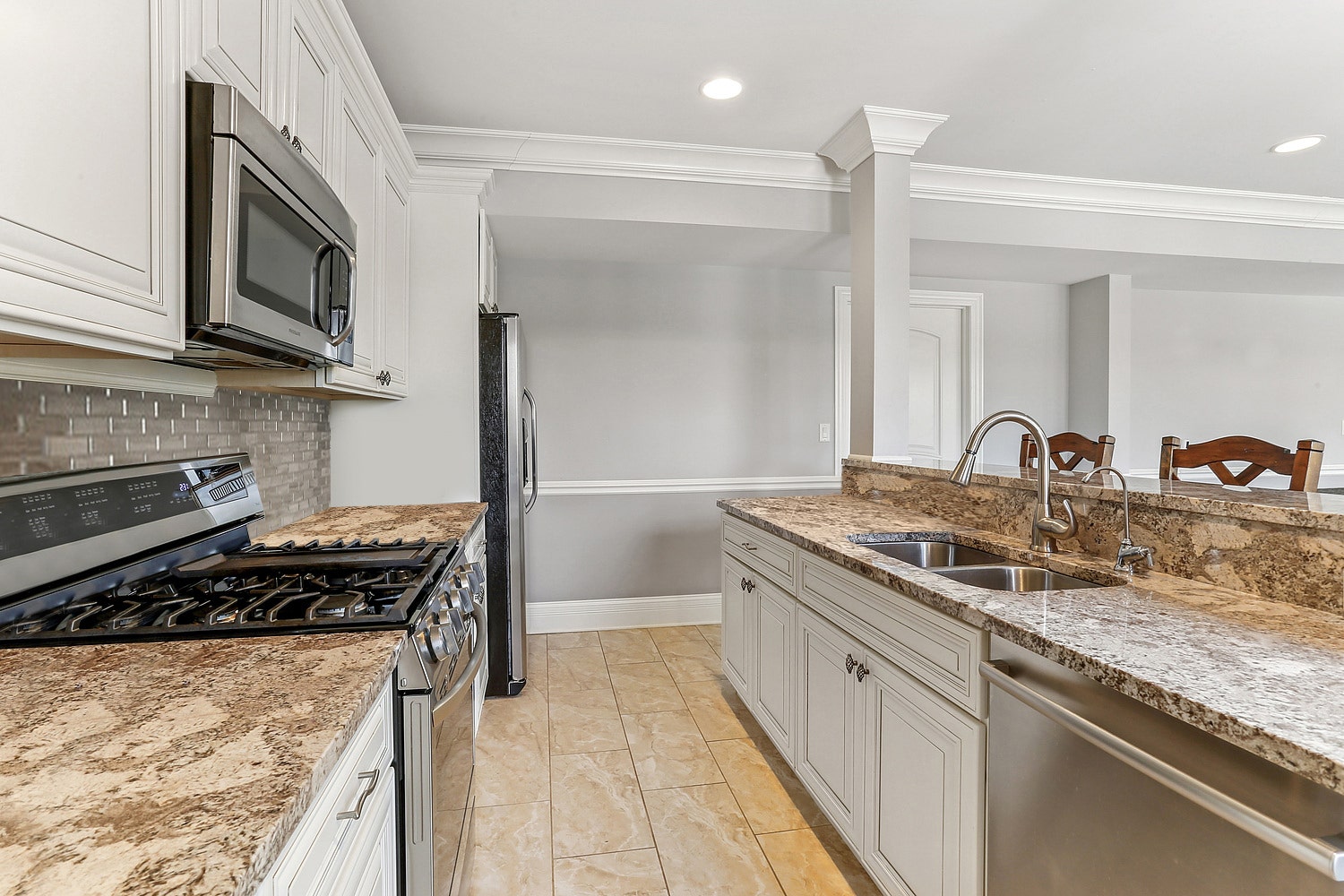 14151 131st Street, Lemont, IL 60439 14151 131st Street, Lemont, IL 60439