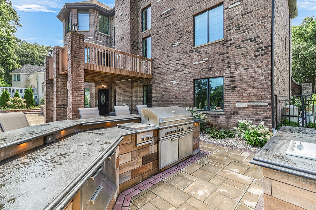 14151 131st Street, Lemont, IL 60439 14151 131st Street, Lemont, IL 60439